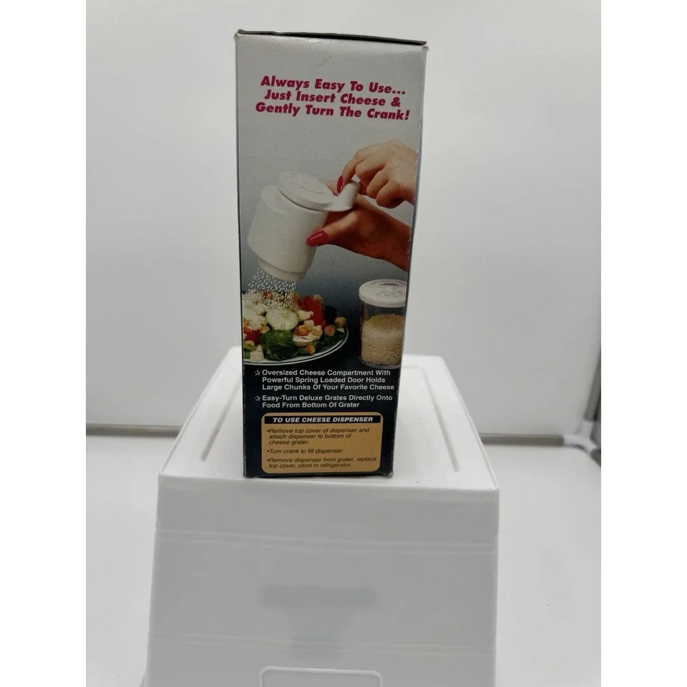 EASY-TURN‎ CHEESE GRATER BY THE BAKERTOWNE CO. W/ CHEESE DISPENSER NEW IN BOX